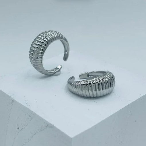 Gray helmet for bikers
