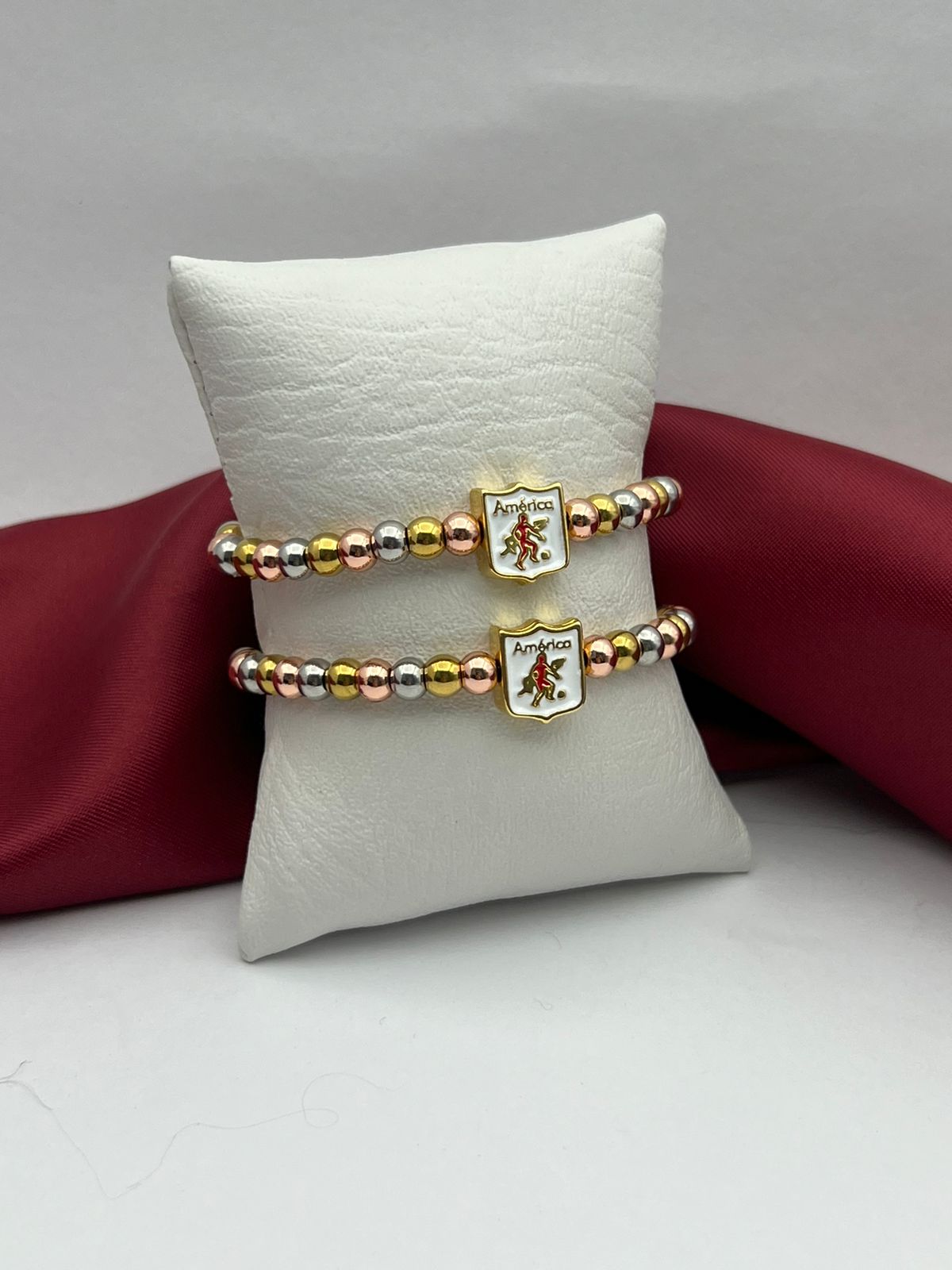 PULSERAS AMERICA VARIADAS