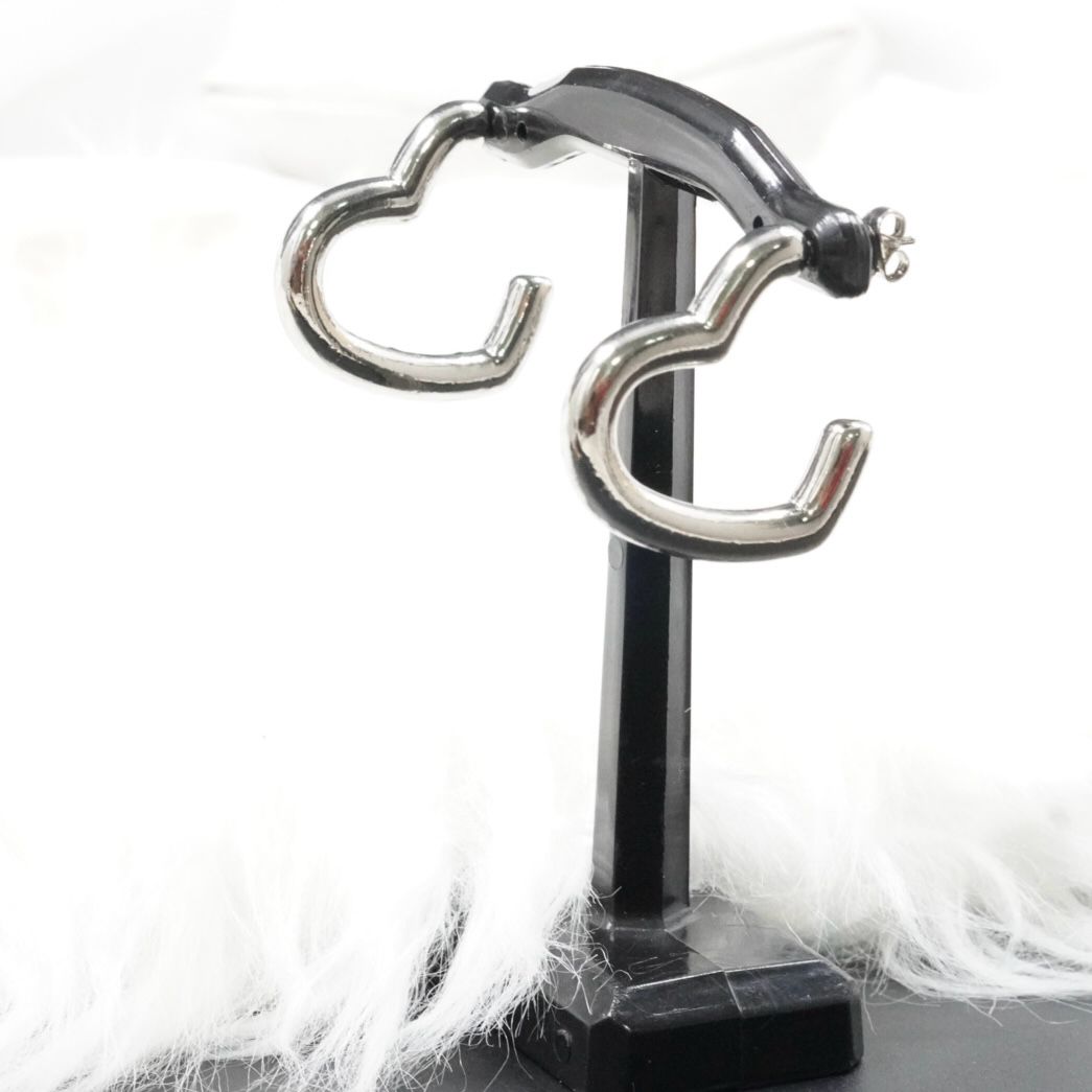 Gray helmet for bikers