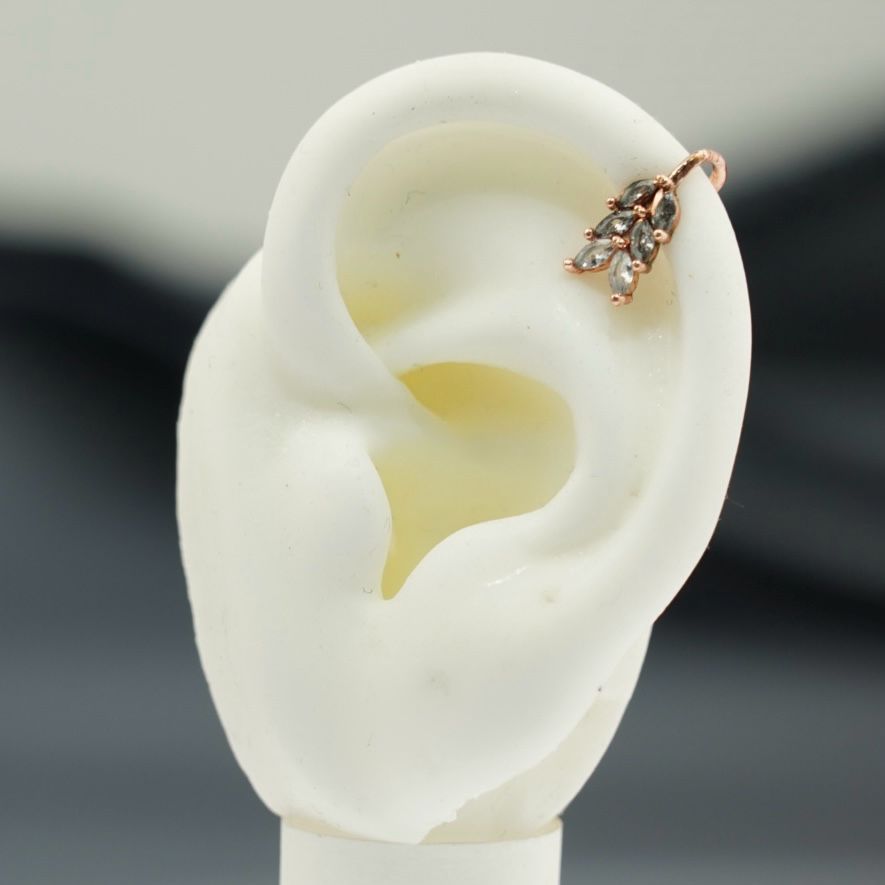 EARCUFF PIEDRA HOJITA LARGA DOR-PLATA-RO